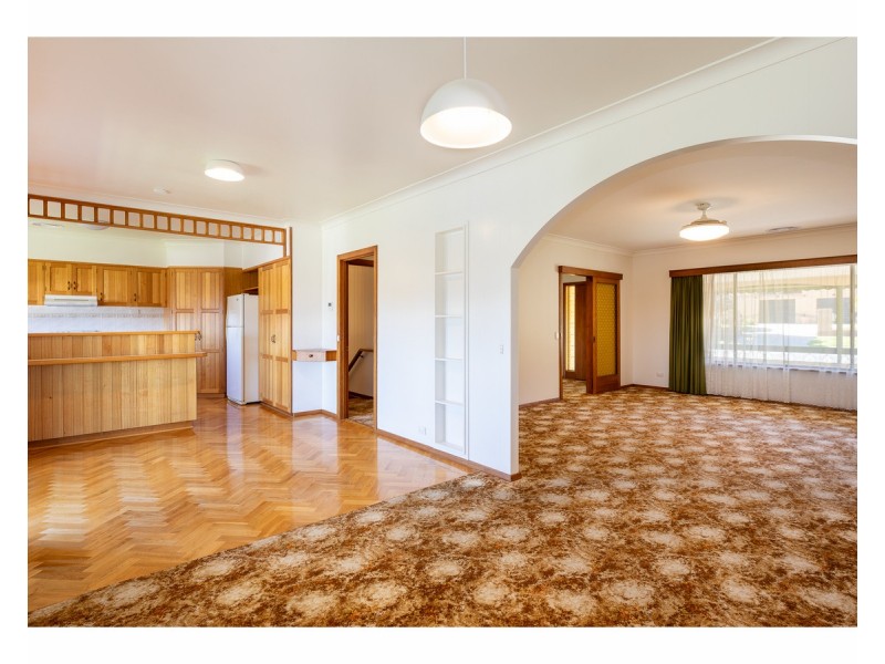 505 Saunders Avenue, East Albury NSW 2640