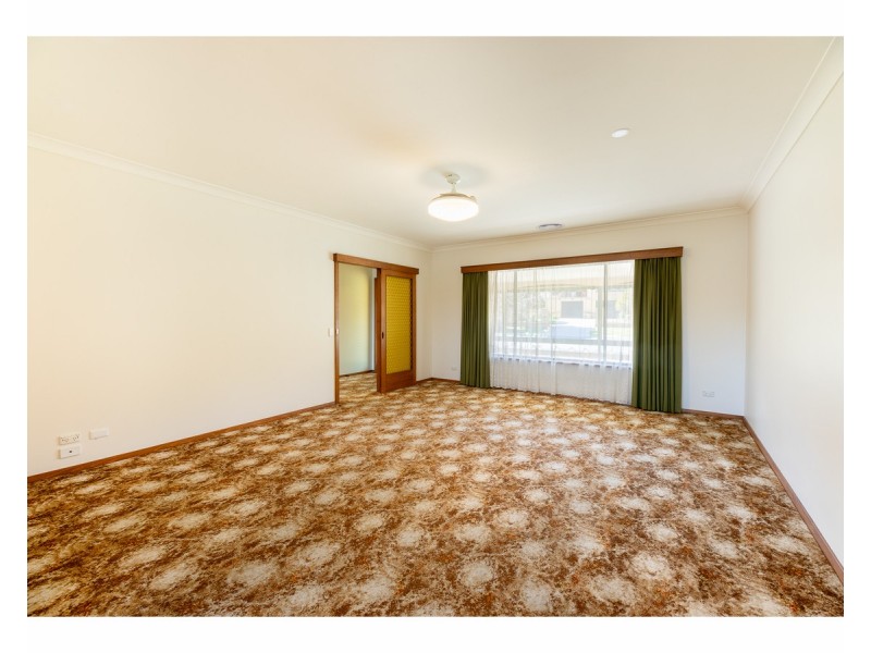 505 Saunders Avenue, East Albury NSW 2640