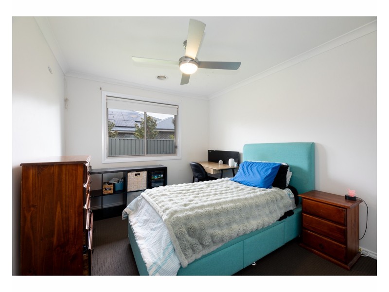 30 Litchfield Drive, Thurgoona NSW 2640