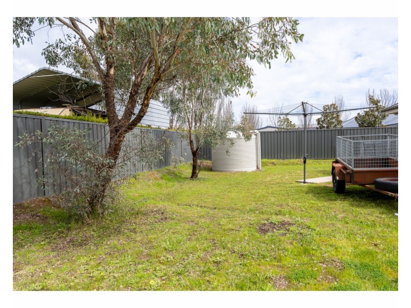 30 Litchfield Drive, Thurgoona NSW 2640