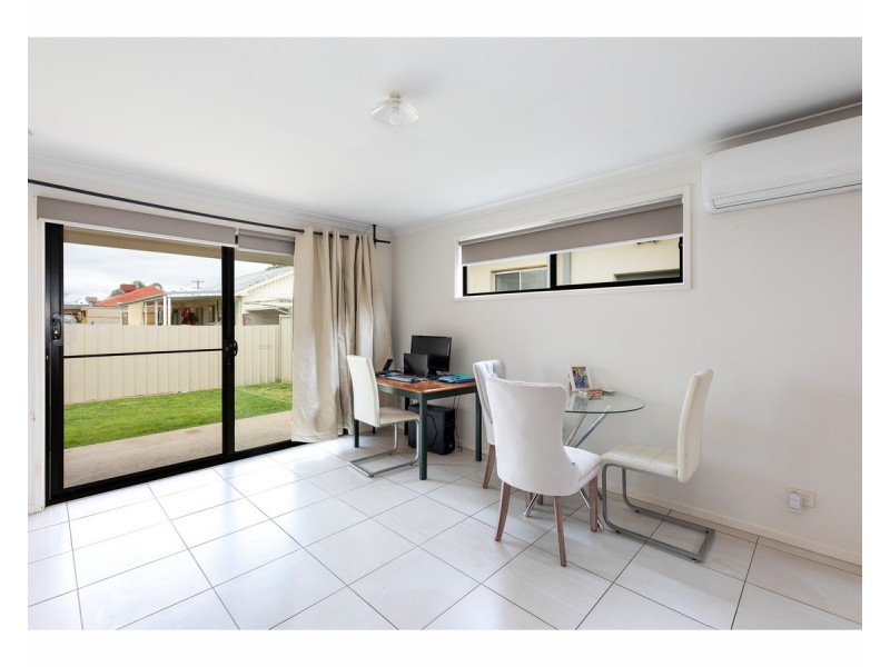 356 Cambourne Street, Lavington NSW 2641