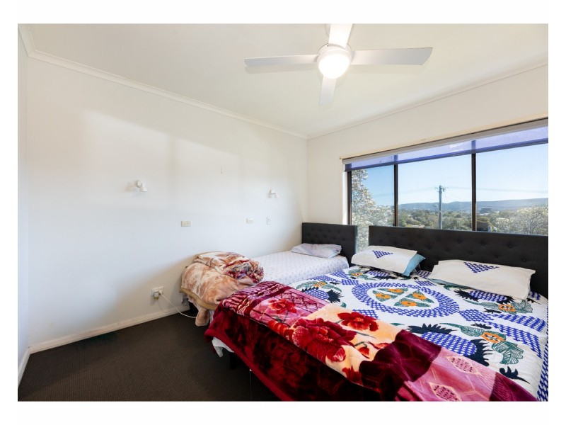 428 Parkview Crescent, Lavington NSW 2641