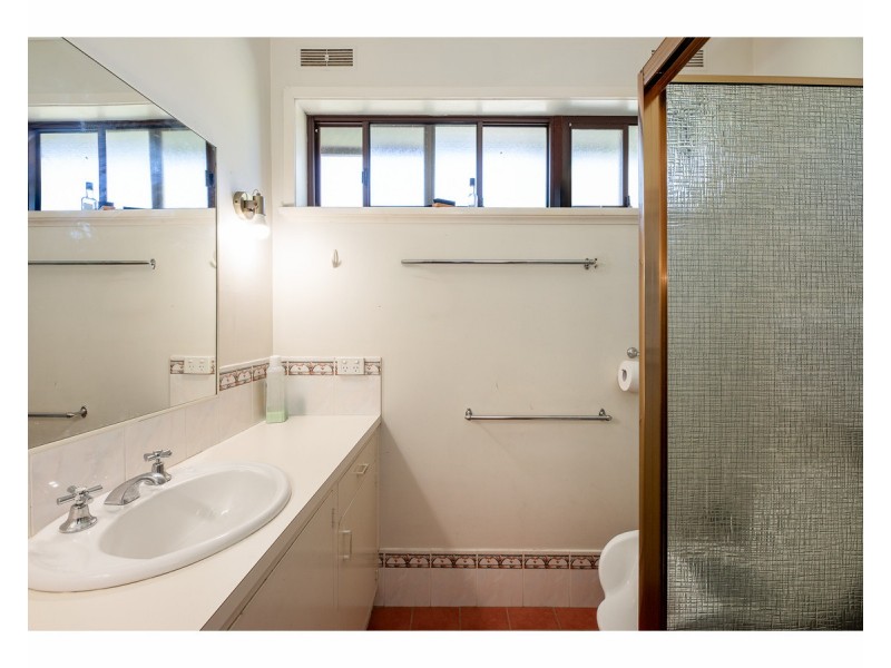 428 Parkview Crescent, Lavington NSW 2641