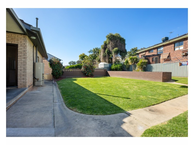 428 Parkview Crescent, Lavington NSW 2641