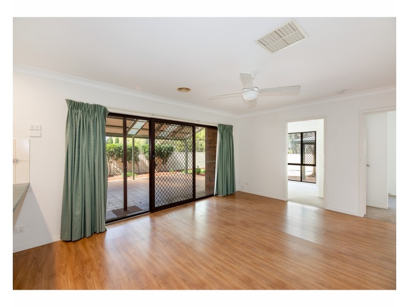 24 Sunwood Drive, Lavington NSW 2641