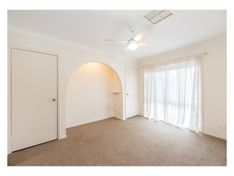 24 Sunwood Drive, Lavington NSW 2641