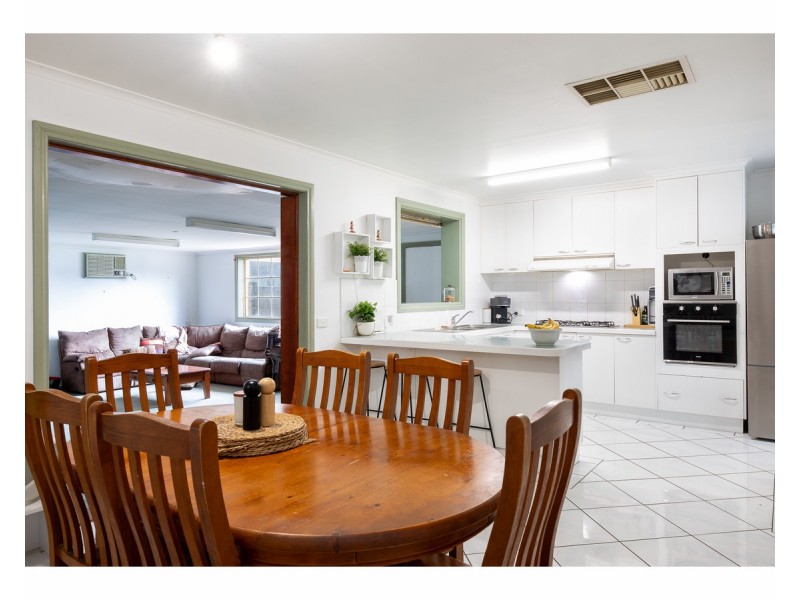 10 Ovens Court, West Wodonga VIC 3690