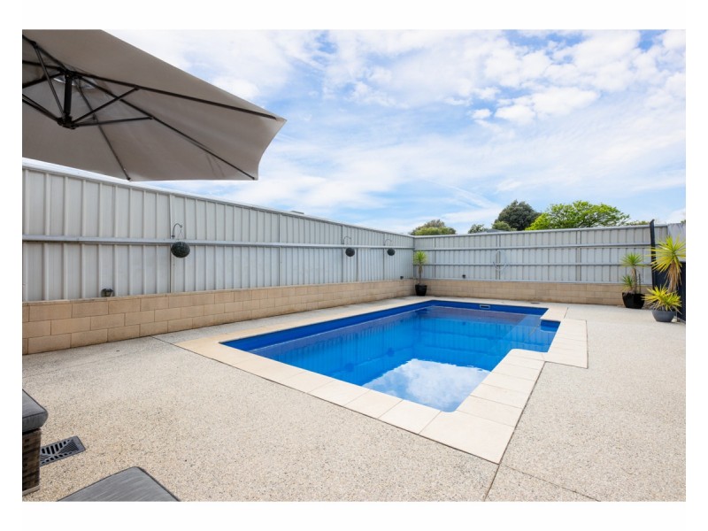 10 Ovens Court, West Wodonga VIC 3690