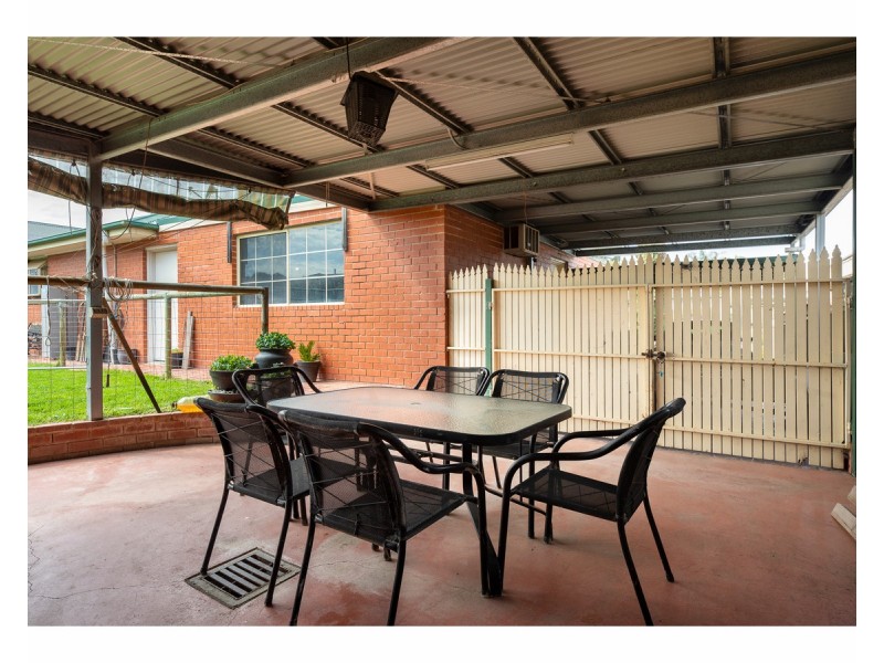 10 Ovens Court, West Wodonga VIC 3690
