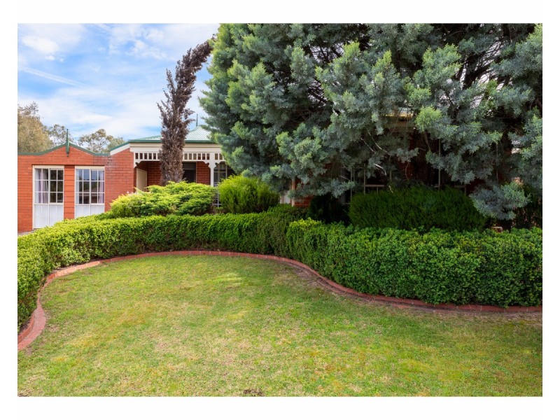10 Ovens Court, West Wodonga VIC 3690
