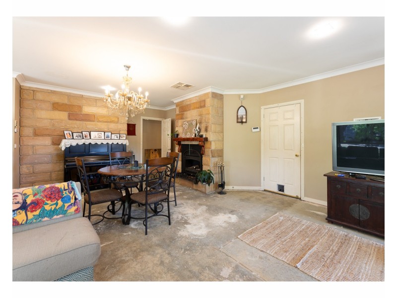 89 Crawshaw Crescent, Glenroy NSW 2640