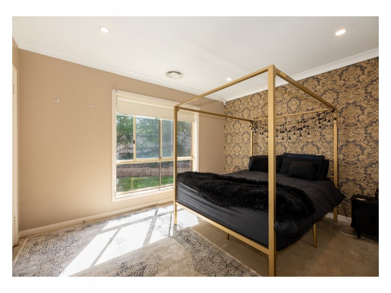 89 Crawshaw Crescent, Glenroy NSW 2640