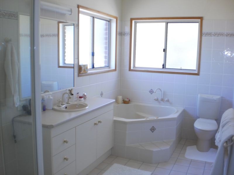 Glenore Grove QLD 4342