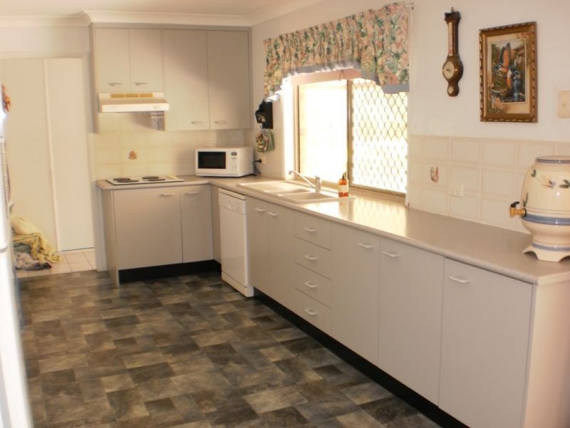 Kensington Grove QLD 4341