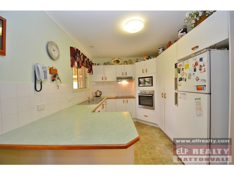 211 Lakes Drive, Laidley Heights QLD 4341