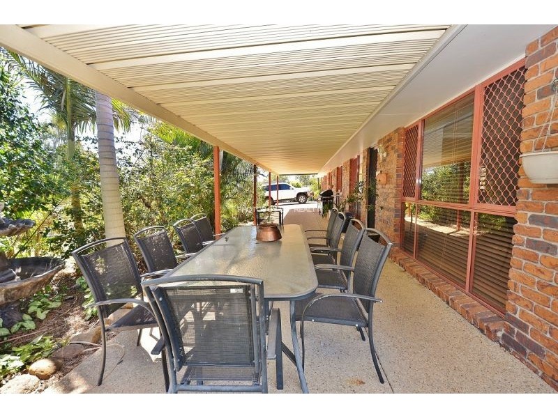 2 Helen Court, Regency Downs QLD 4341