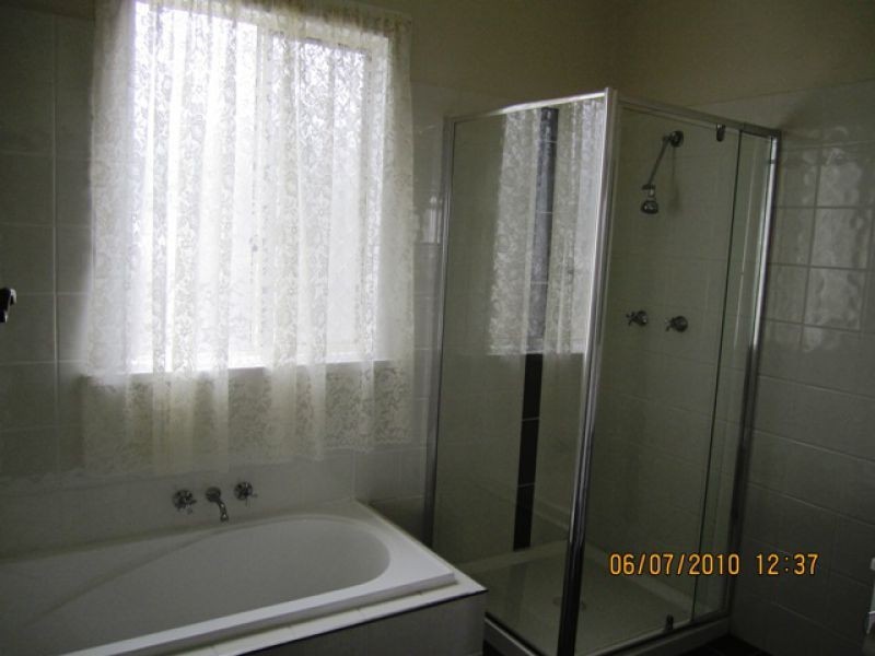 Lockyer Waters QLD 4311