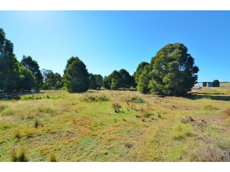 9 Otto Road, Glenore Grove QLD 4342