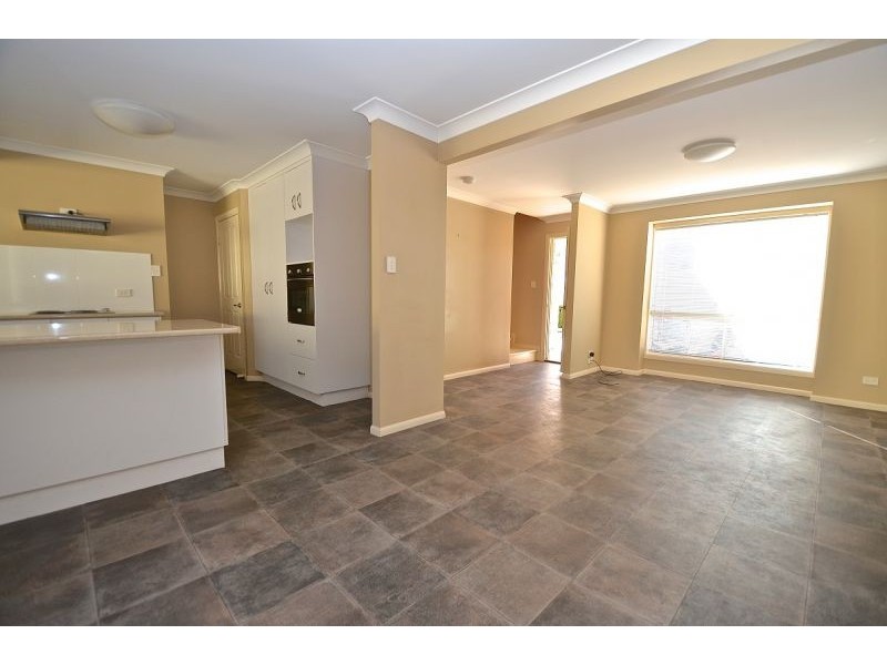 2/18 East Street, Gatton QLD 4343