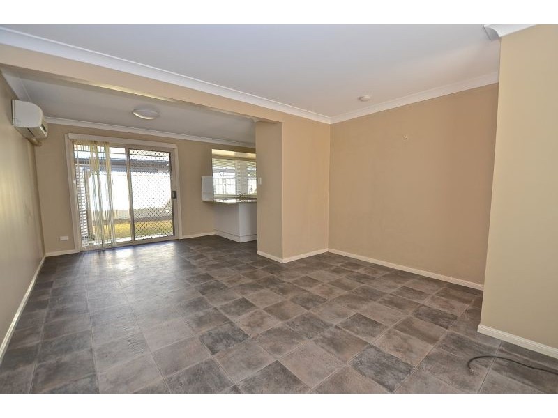 2/18 East Street, Gatton QLD 4343