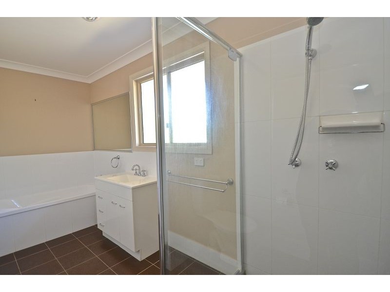 2/18 East Street, Gatton QLD 4343