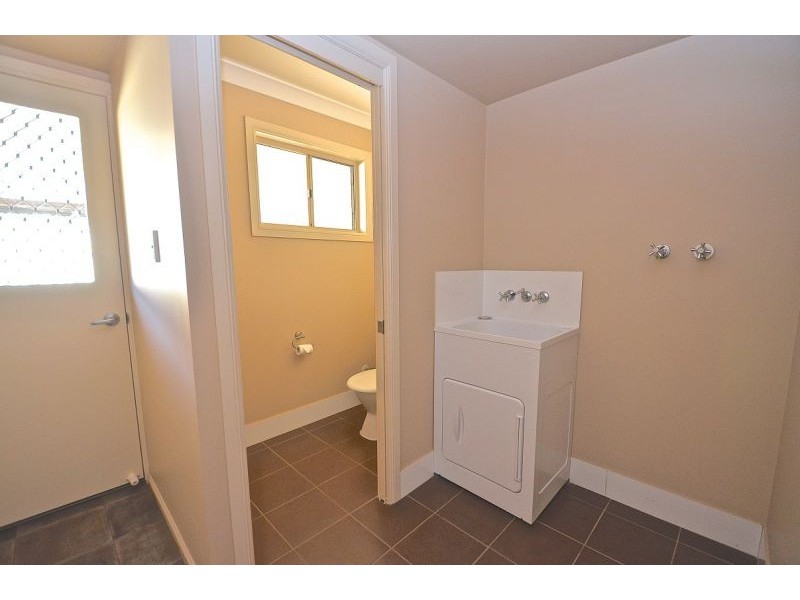 2/18 East Street, Gatton QLD 4343