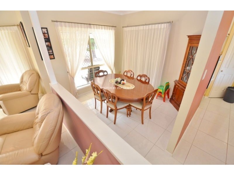 70 Rose Avenue, Minden QLD 4311