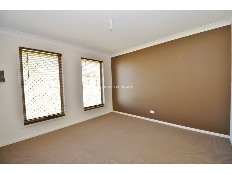 2 Westwood Crescent, Hatton Vale QLD 4341