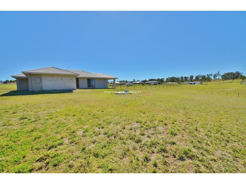 2 Westwood Crescent, Hatton Vale QLD 4341
