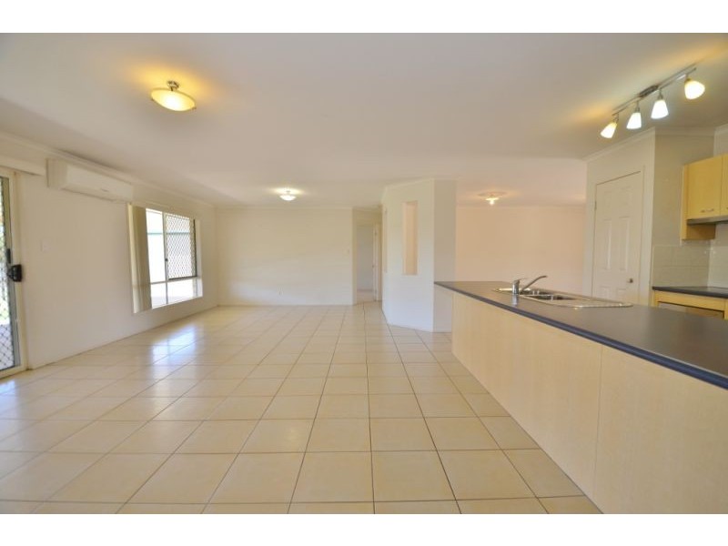 Kensington Grove QLD 4341