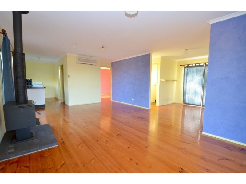 70 Cricket Road, Regency Downs QLD 4341