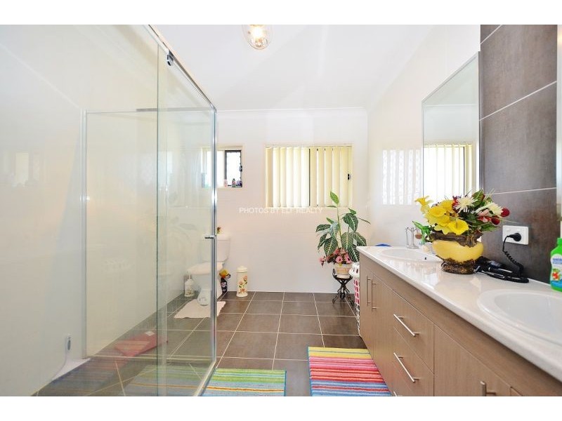 10 Graham Court, Hatton Vale QLD 4341