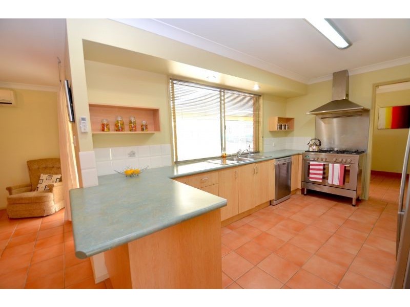 7 Wheatley Court, Regency Downs QLD 4341