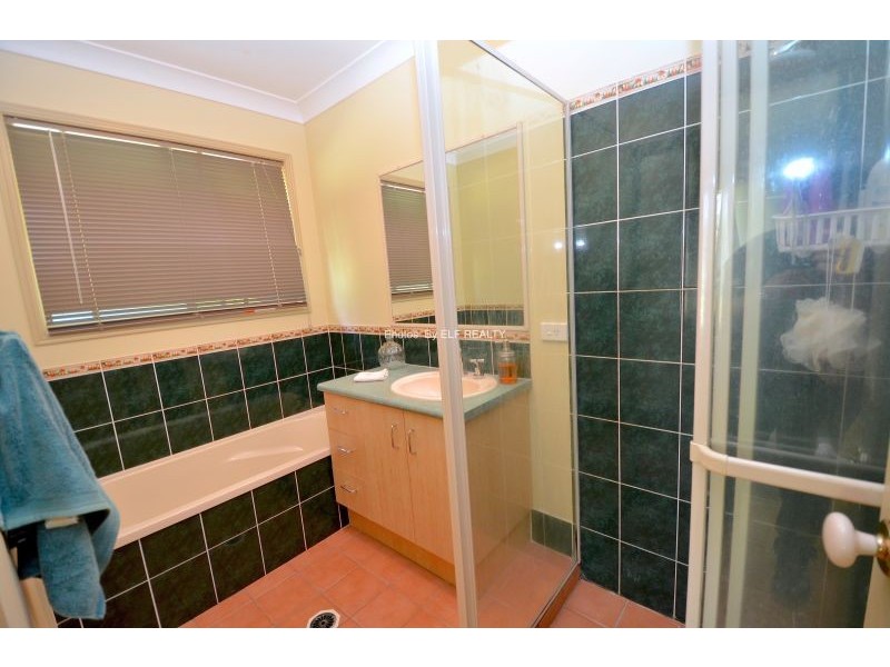 7 Wheatley Court, Regency Downs QLD 4341