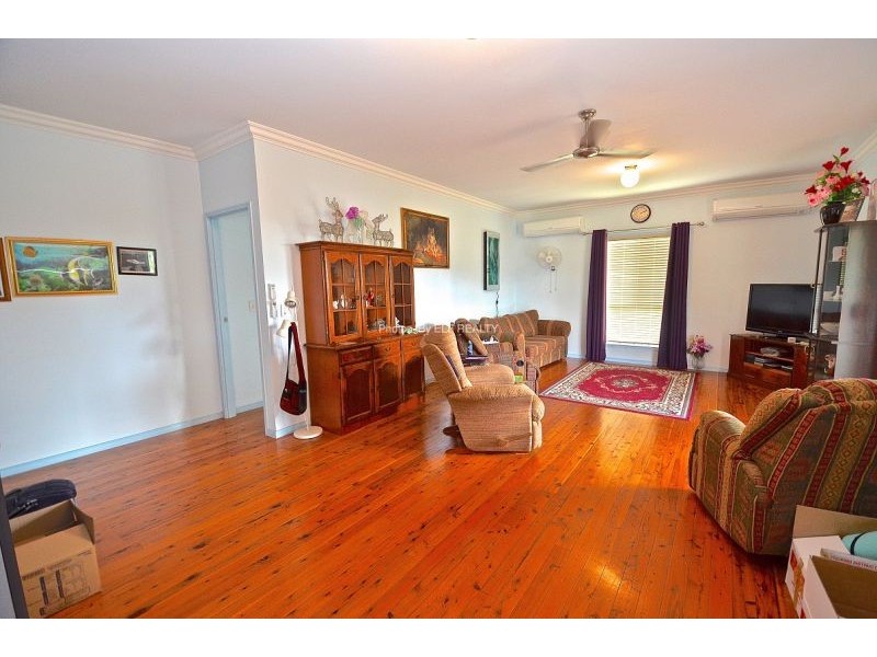 53 Cricket Road, Regency Downs QLD 4341