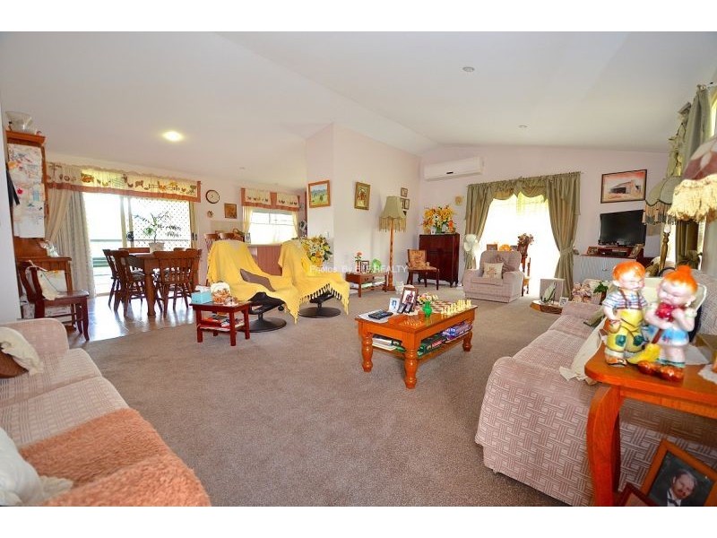 10 Walter Court, Glenore Grove QLD 4342