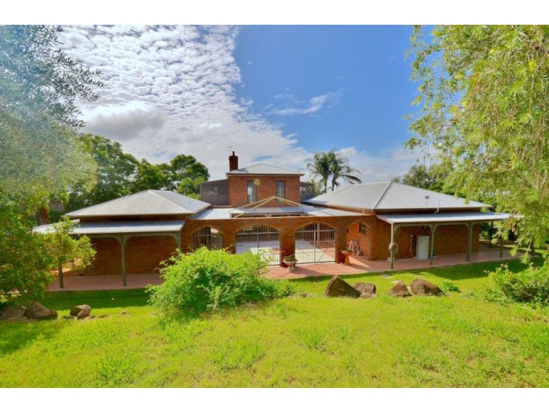 Lark Hill QLD 4306