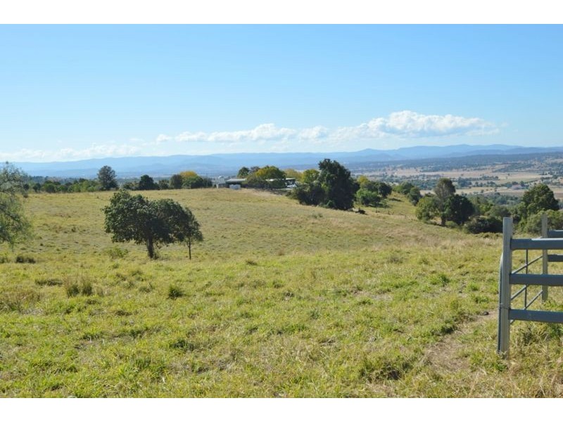 Lark Hill QLD 4306