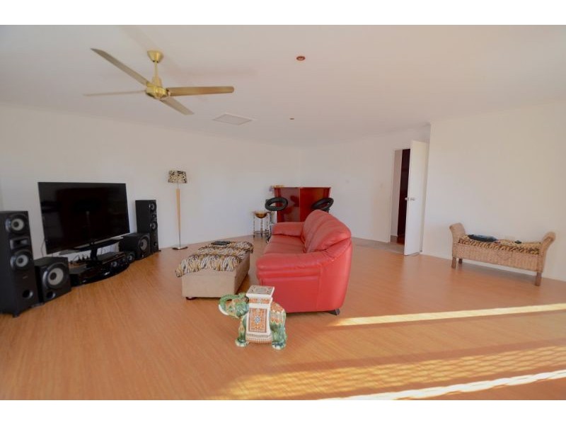 15 Nathan Court, Plainland QLD 4341