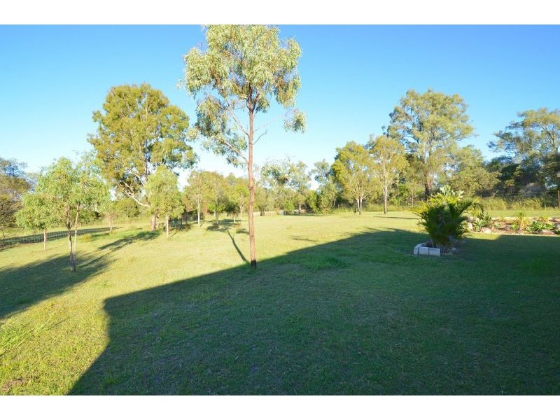 15 Nathan Court, Plainland QLD 4341