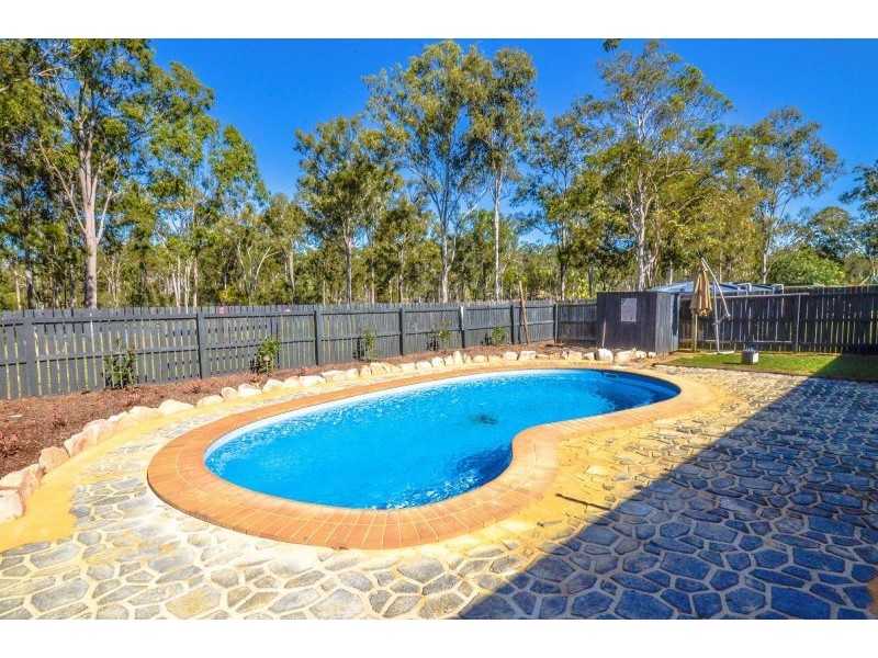 Lockyer Waters QLD 4311