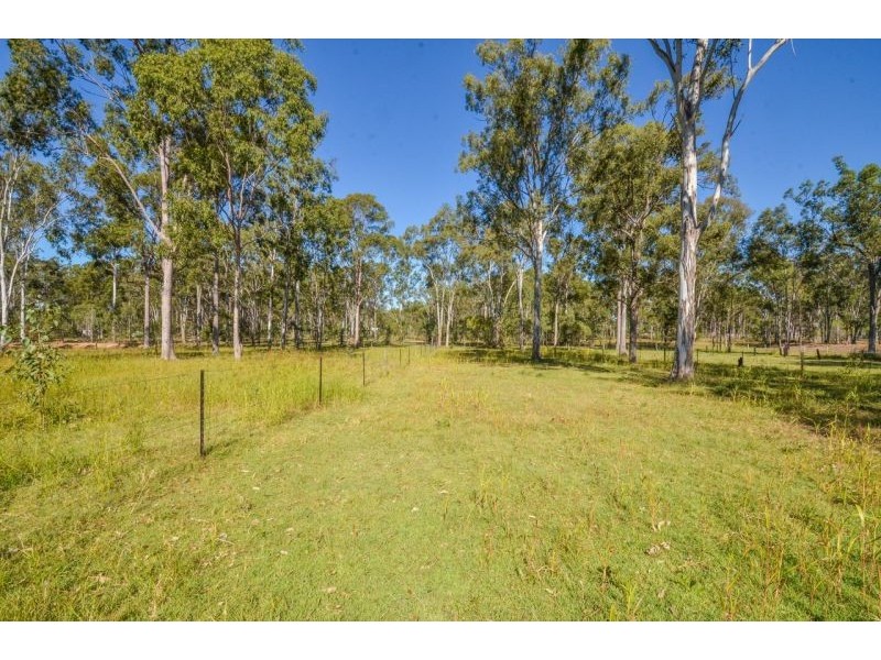 Lockyer Waters QLD 4311