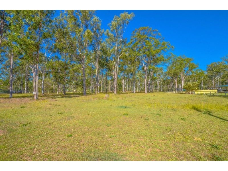 Lockyer Waters QLD 4311