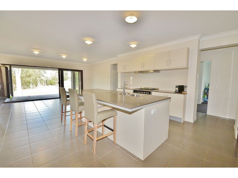 Kensington Grove QLD 4341