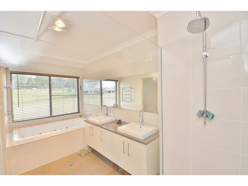 Kensington Grove QLD 4341