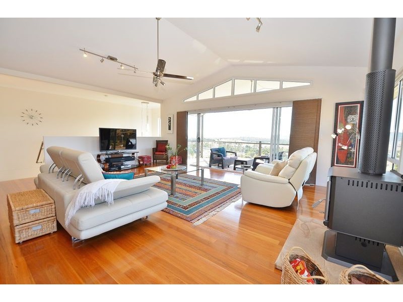 4 Vale Court, Summerholm QLD 4341