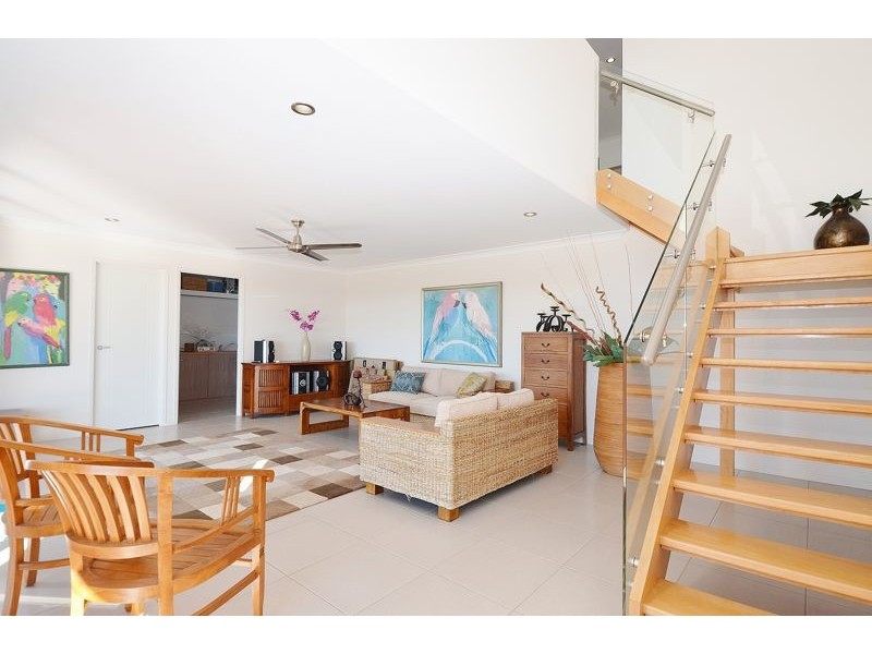 4 Vale Court, Summerholm QLD 4341
