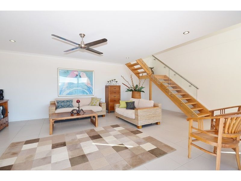 4 Vale Court, Summerholm QLD 4341