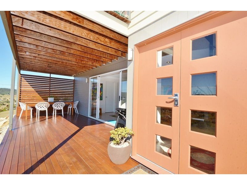 4 Vale Court, Summerholm QLD 4341