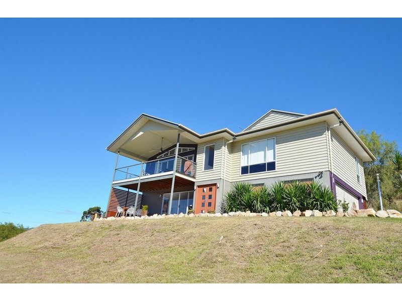 4 Vale Court, Summerholm QLD 4341